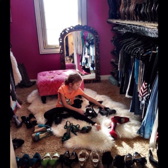 Meet your Posher, Amy - Picture 5 of 6